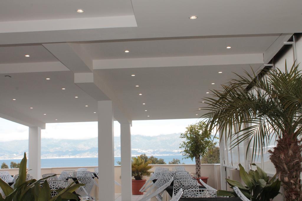Hotel Lungomare Reggio de Calabre Extérieur photo