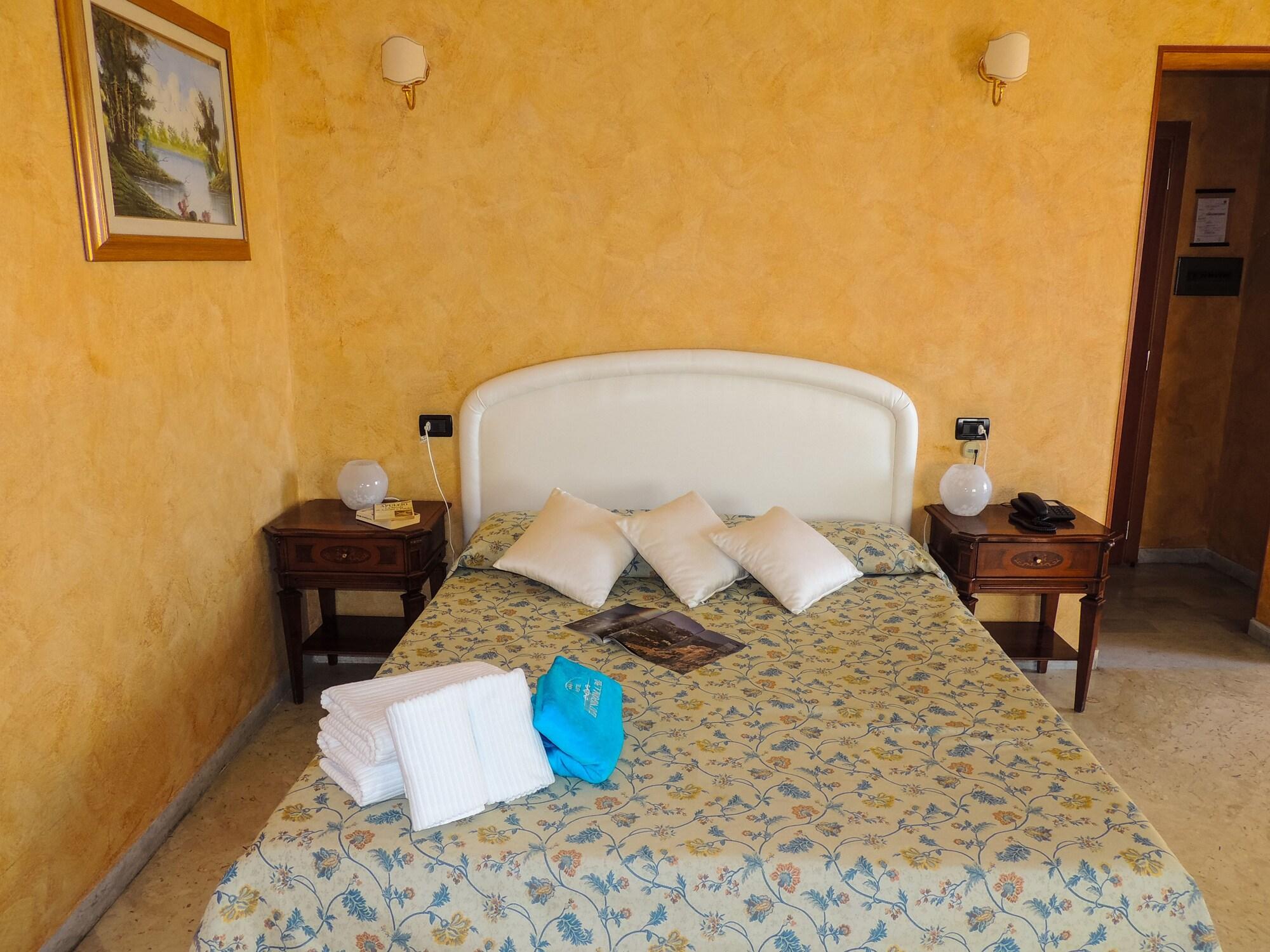 Hotel Lungomare Reggio de Calabre Extérieur photo