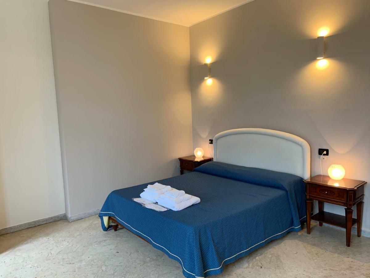 Hotel Lungomare Reggio de Calabre Extérieur photo